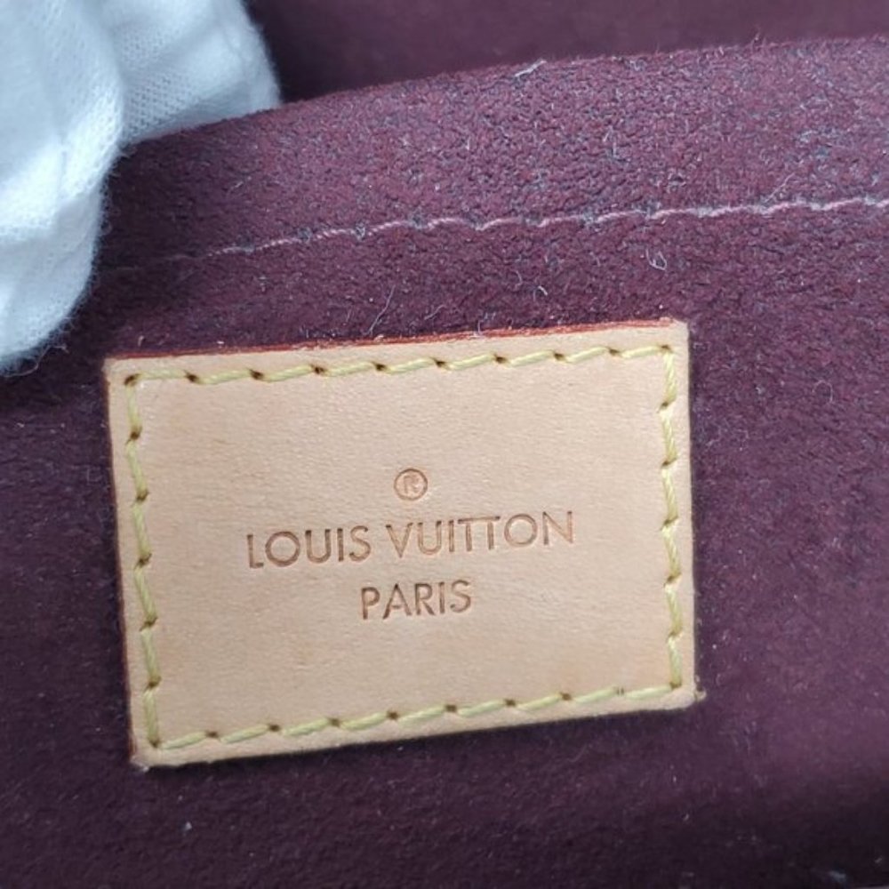Louis Vuitton Montaigne MM Monogram Shoulder Bag - Picture 13 of 16